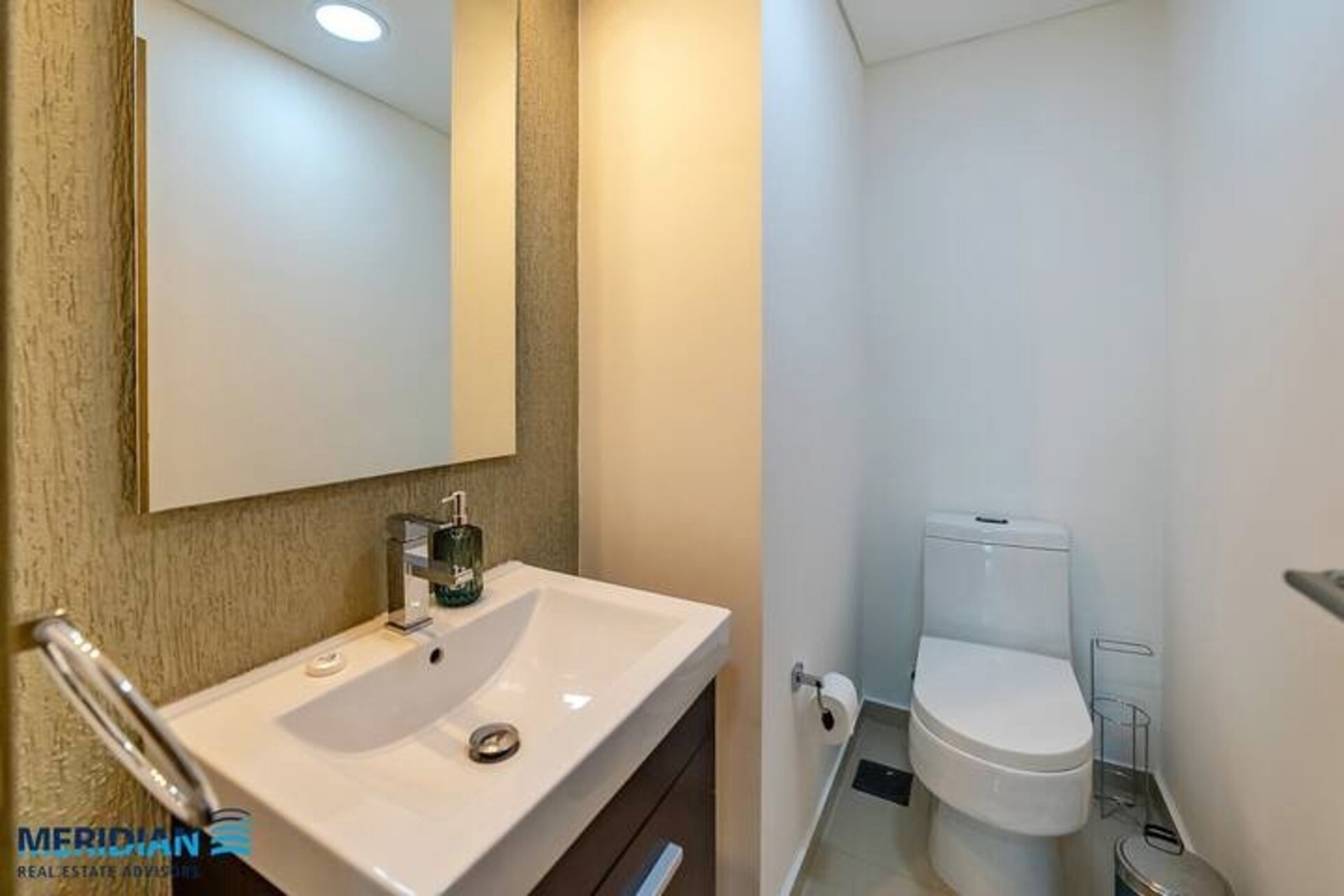 Lujoso departamento a estrenar, zona Shopping! 11 Meridian Executive Rentals