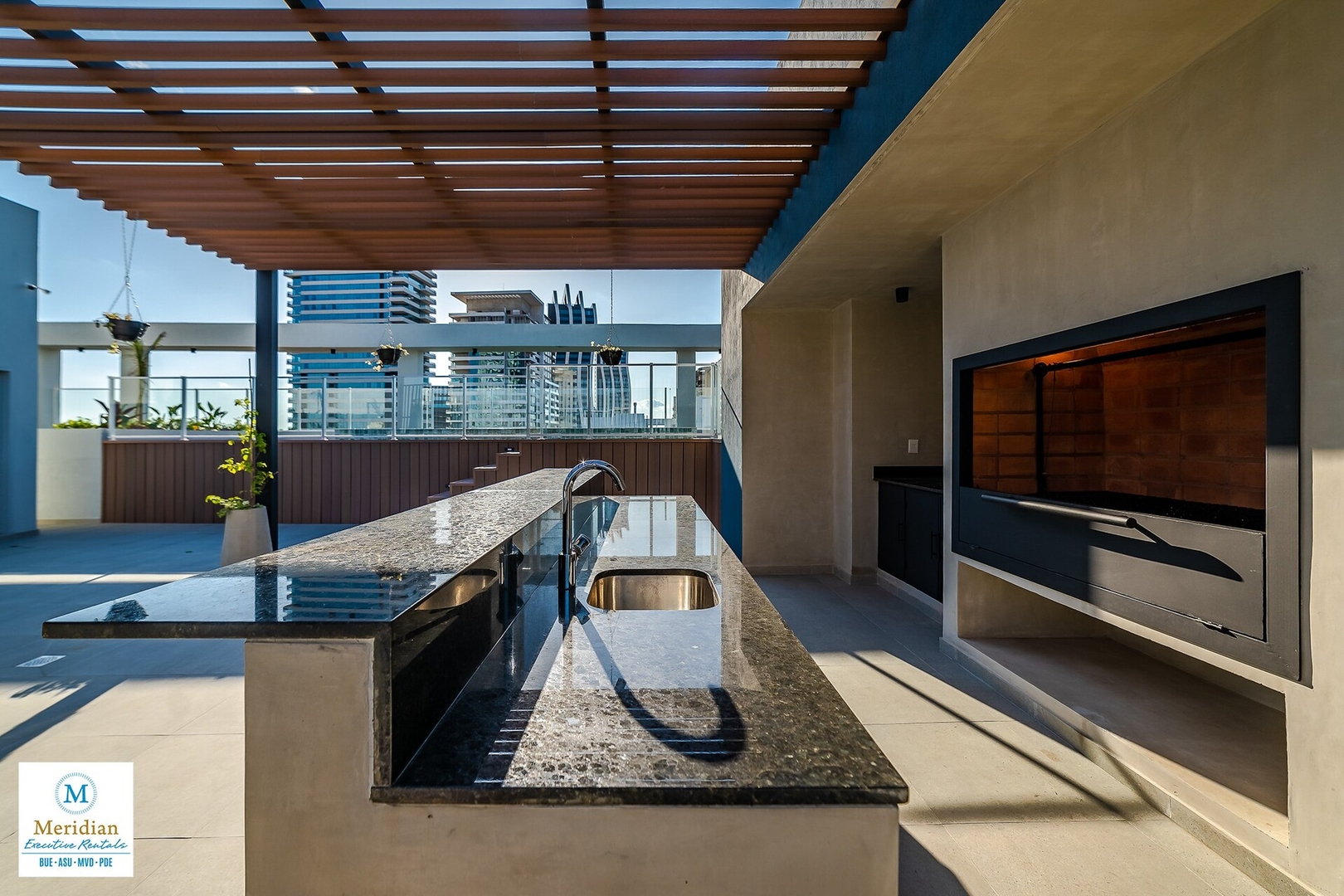 ¡Edificio Boutique a 200m de Paseo La Galería! 18 Meridian Executive Rentals