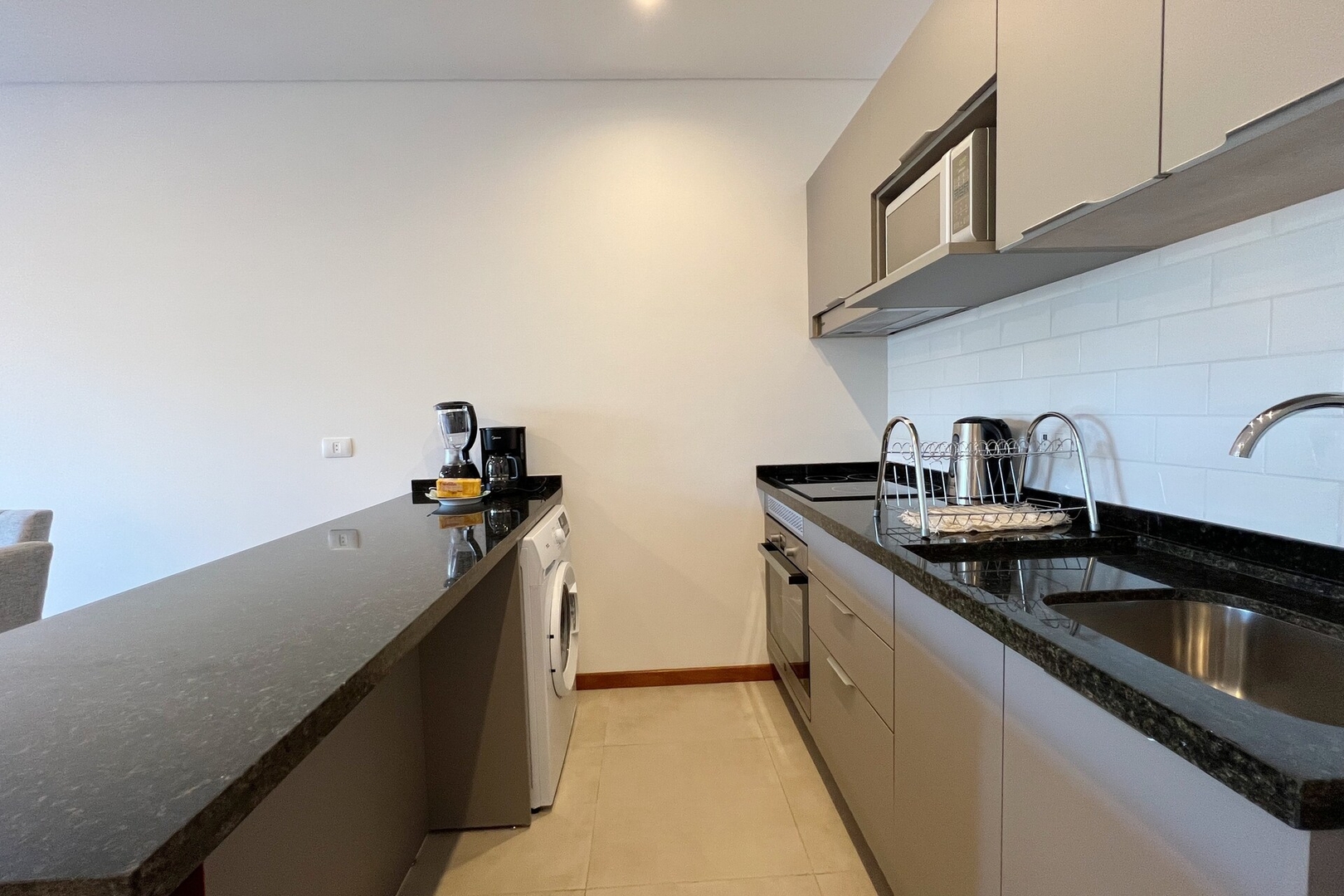 Great Studio 2 Meridian Executive Rentals