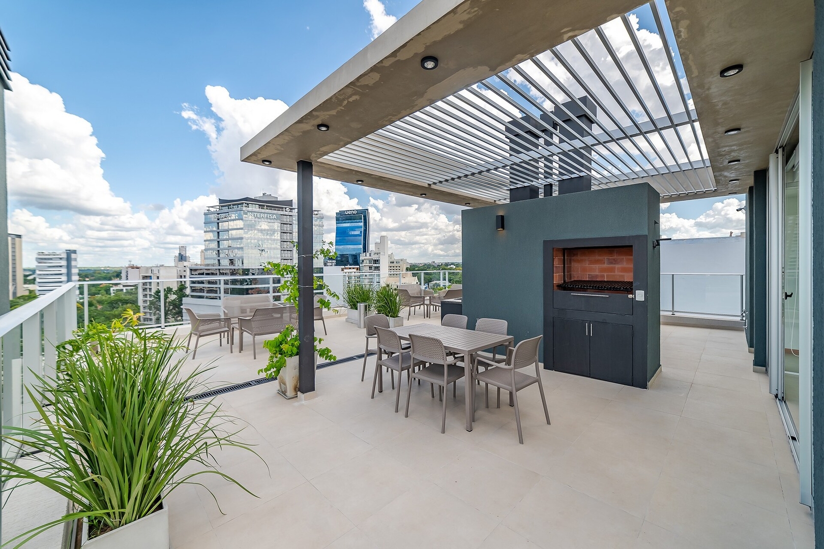 Edificio Boutique - ¡Caminá al Shopping del Sol! 21 Meridian Executive Rentals