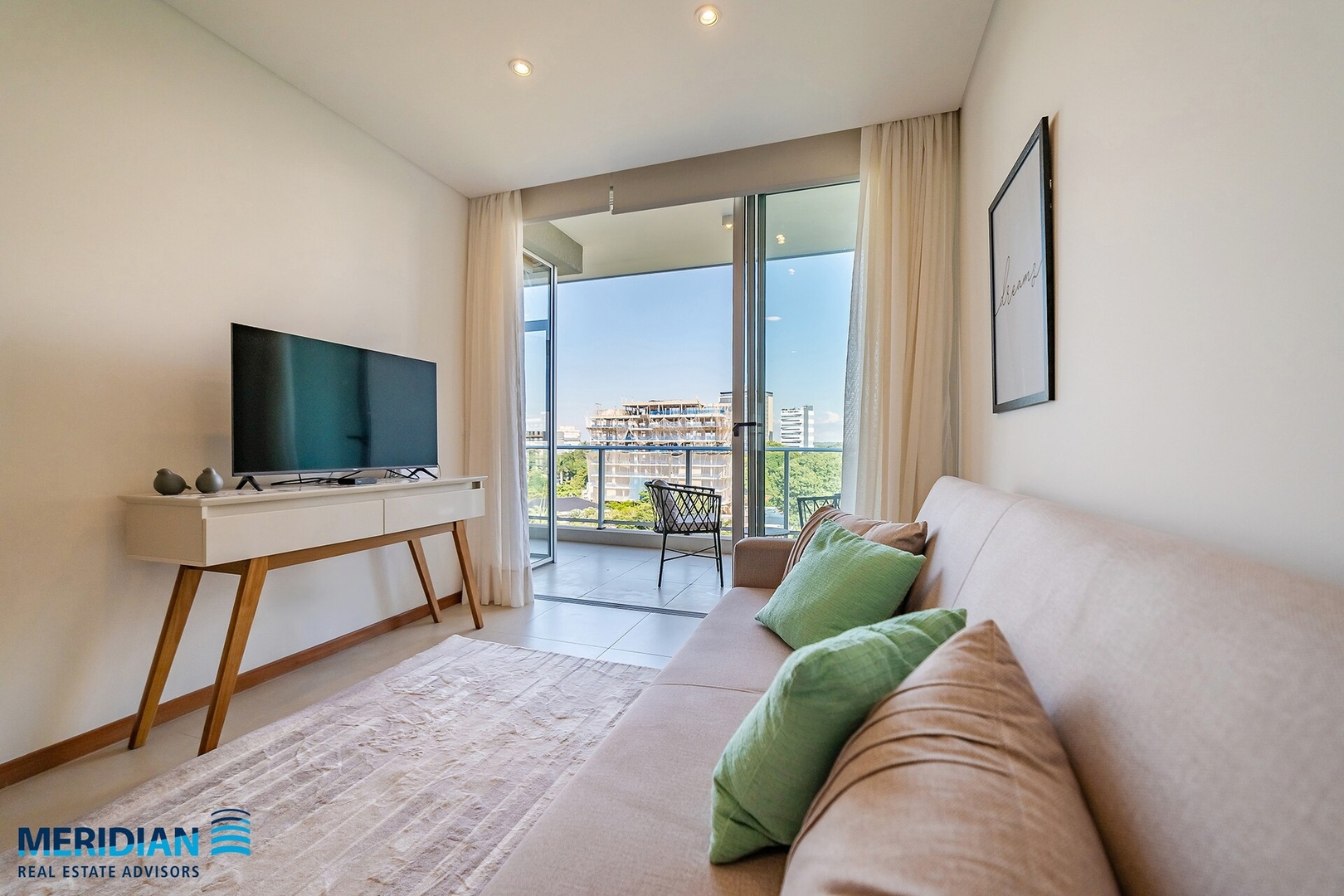 Edificio boutique. A pasos del Shopping del Sol! 16 Meridian Executive Rentals