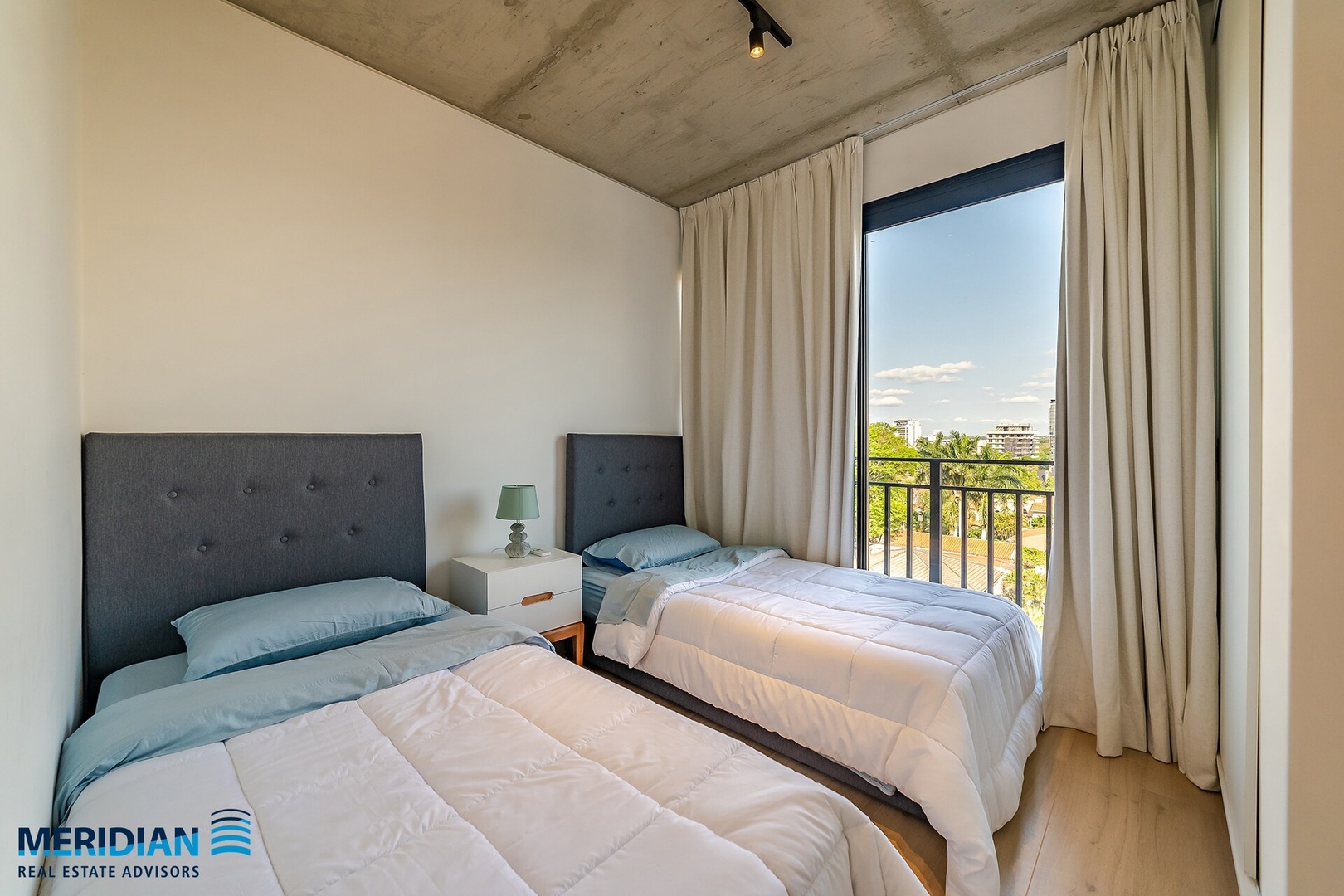 Dpto a estrenar a pasos del Shopping del Sol! 10 Meridian Executive Rentals