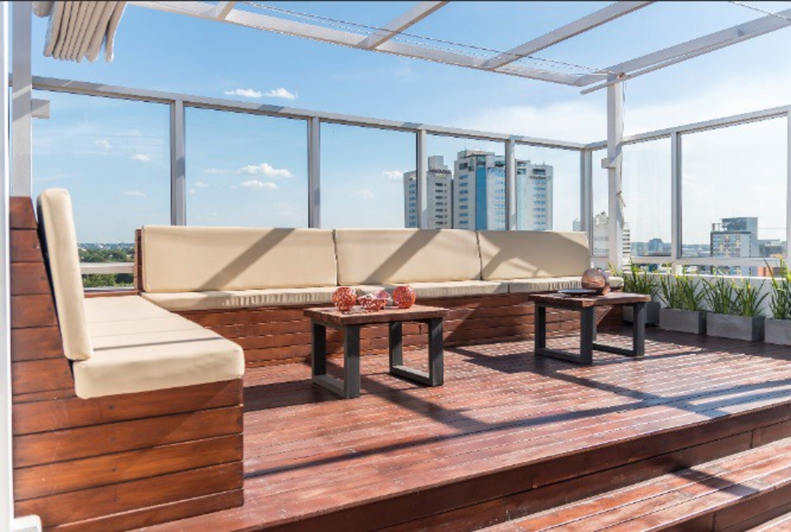  15 Meridian Executive Rentals