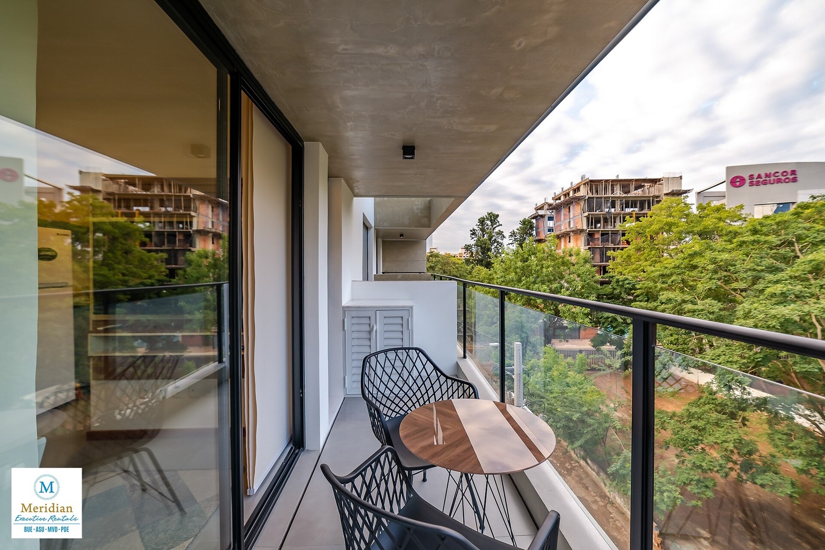  9 Meridian Executive Rentals