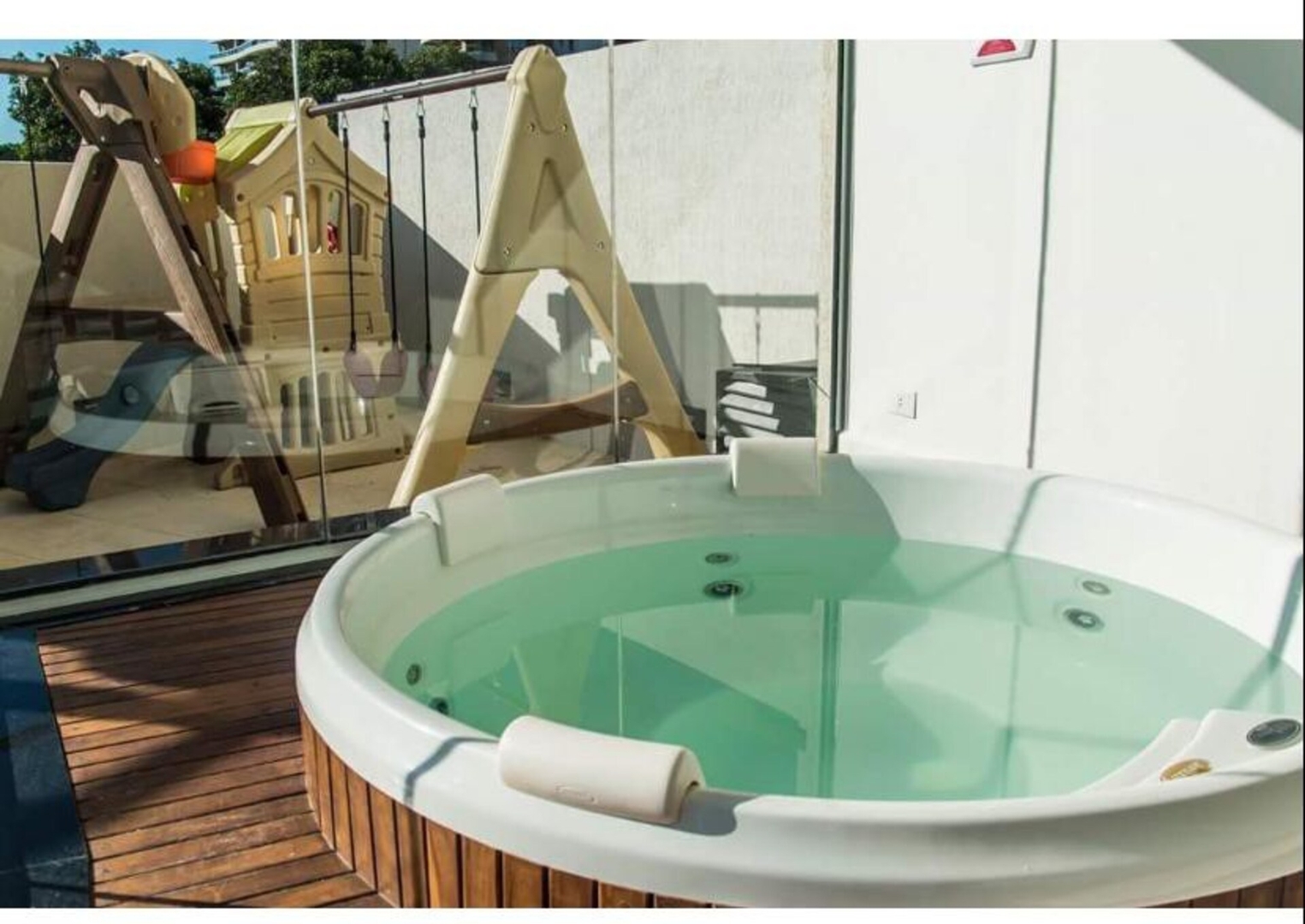 Servicios 5 estrellas y a pasos de todo! 19 Meridian Executive Rentals