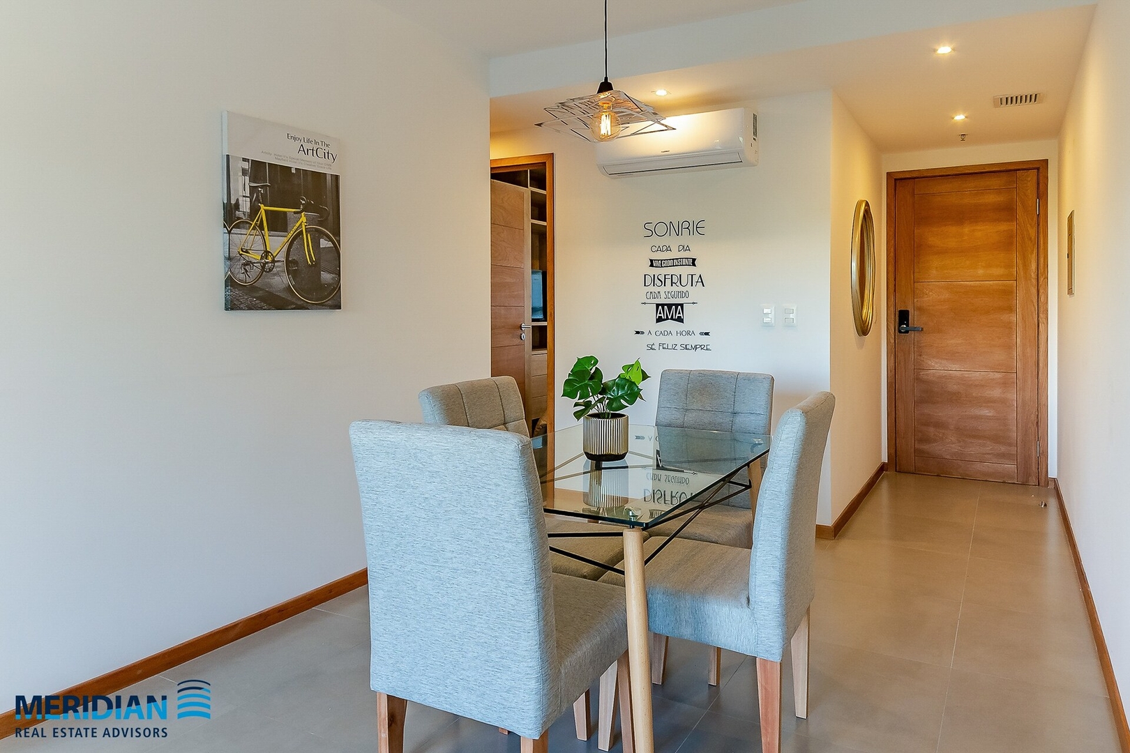 ¡A estrenar y a 30m del Shopping del Sol! 4 Meridian Executive Rentals