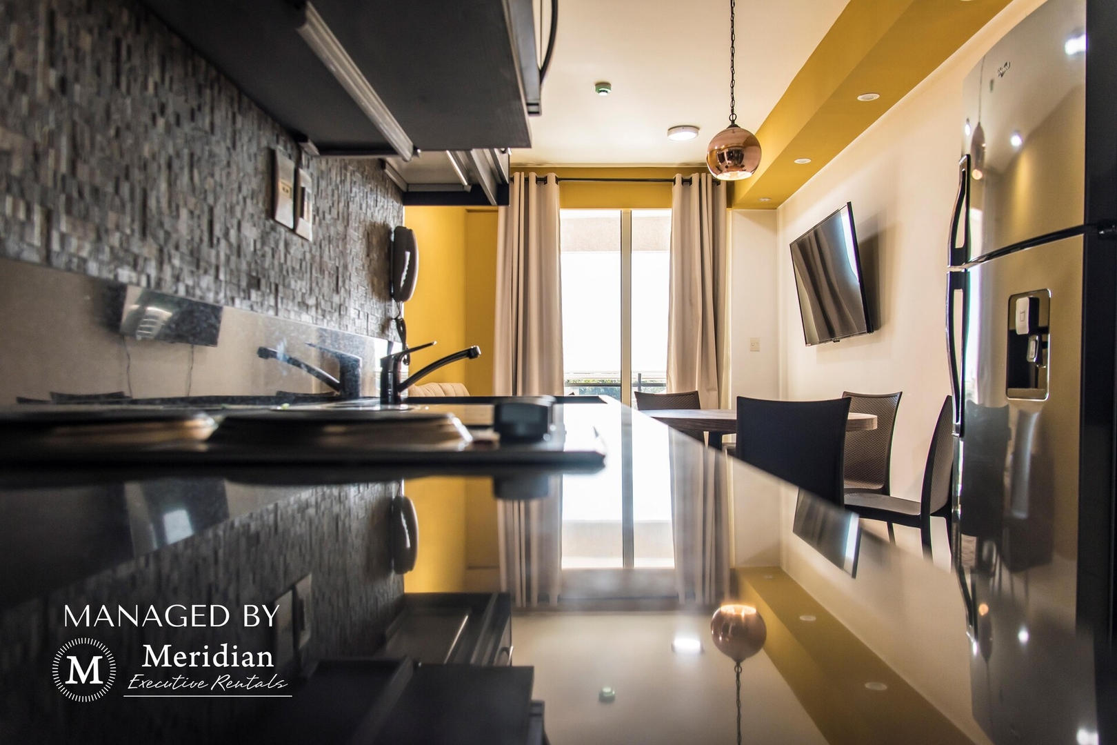 Luxury Living in an unbeatable location! 1 Meridian Executive Rentals