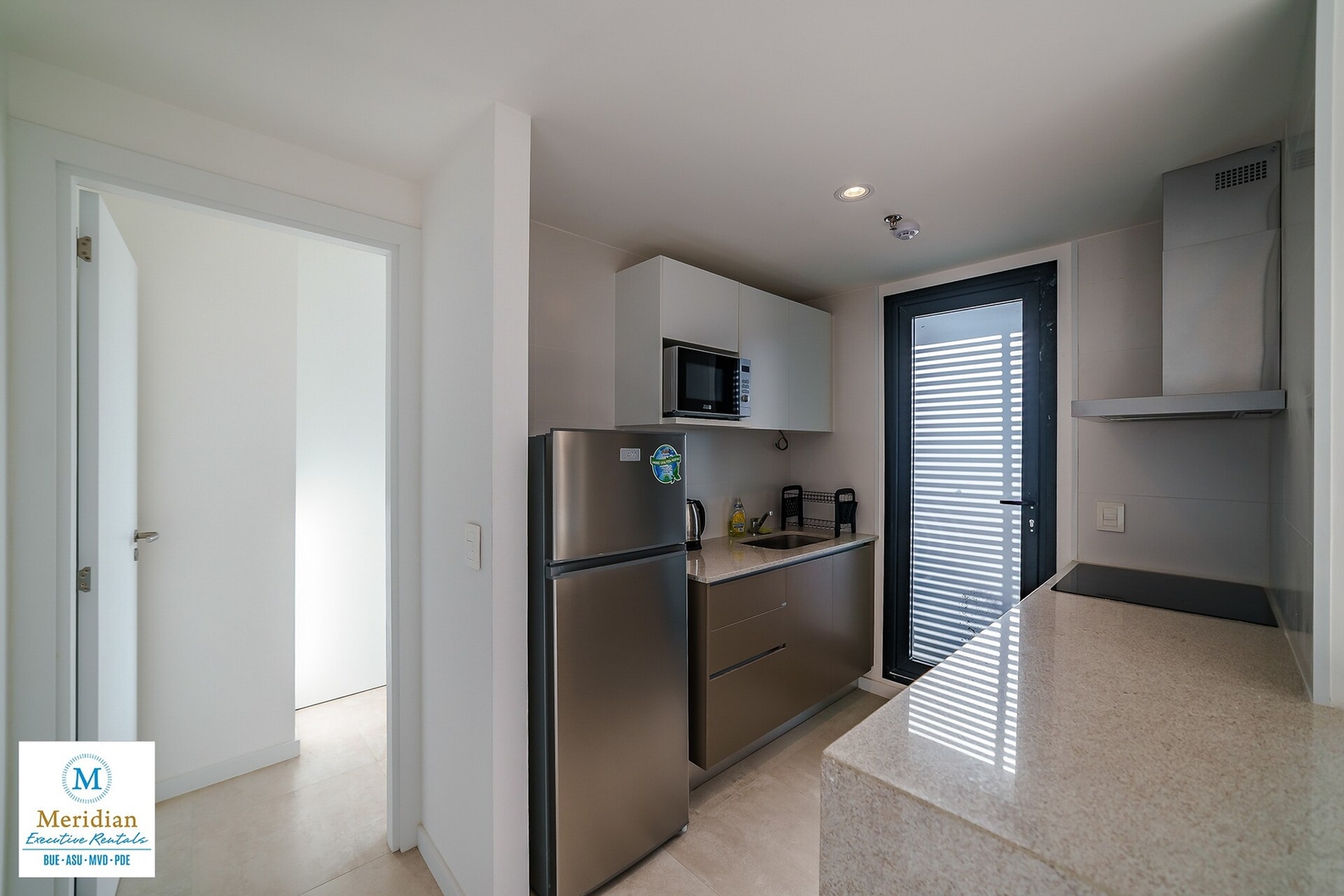  8 Meridian Executive Rentals