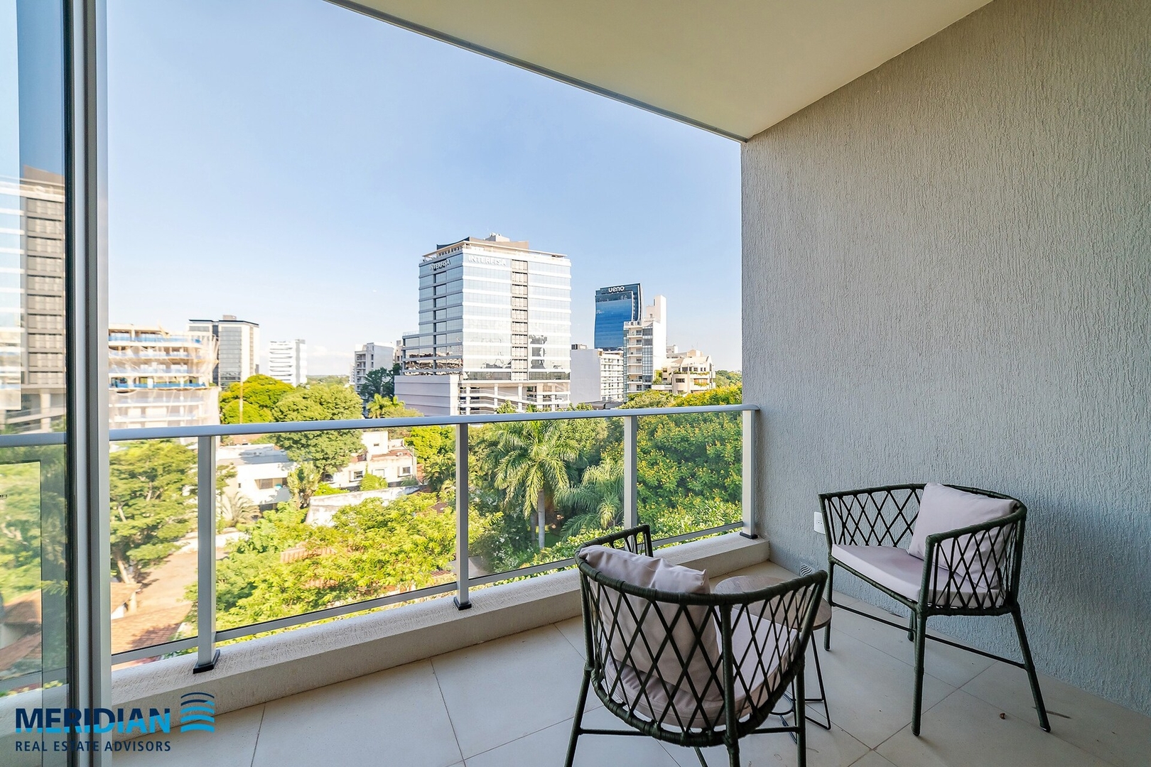 Edificio boutique. A pasos del Shopping del Sol! 17 Meridian Executive Rentals