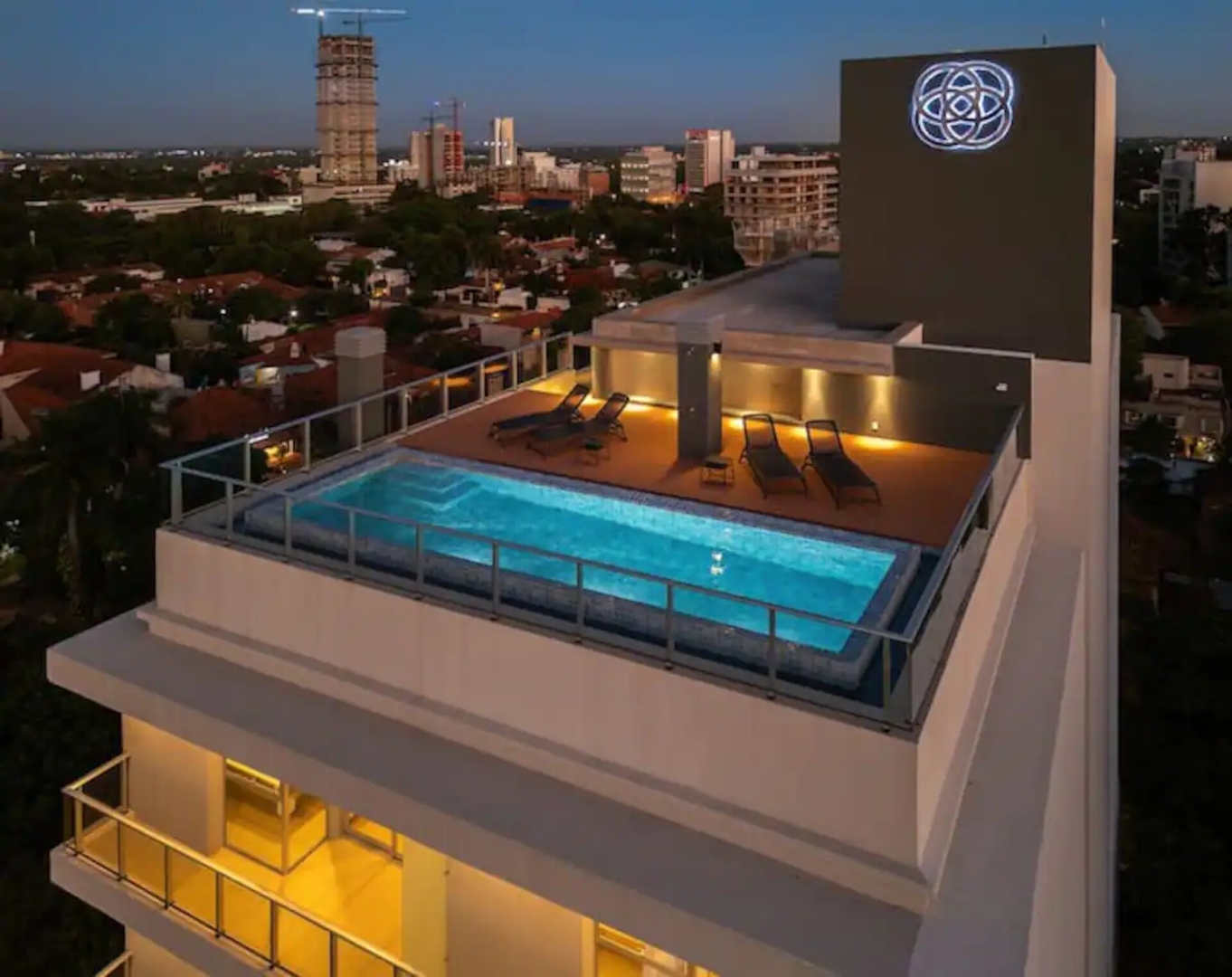 Edificio boutique. A pasos del Shopping del Sol! 27 Meridian Executive Rentals