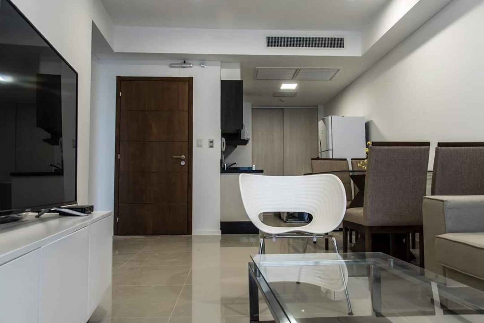 Luxury 2 Bedroom flat at The Tower! 5 Meridian Executive Rentals