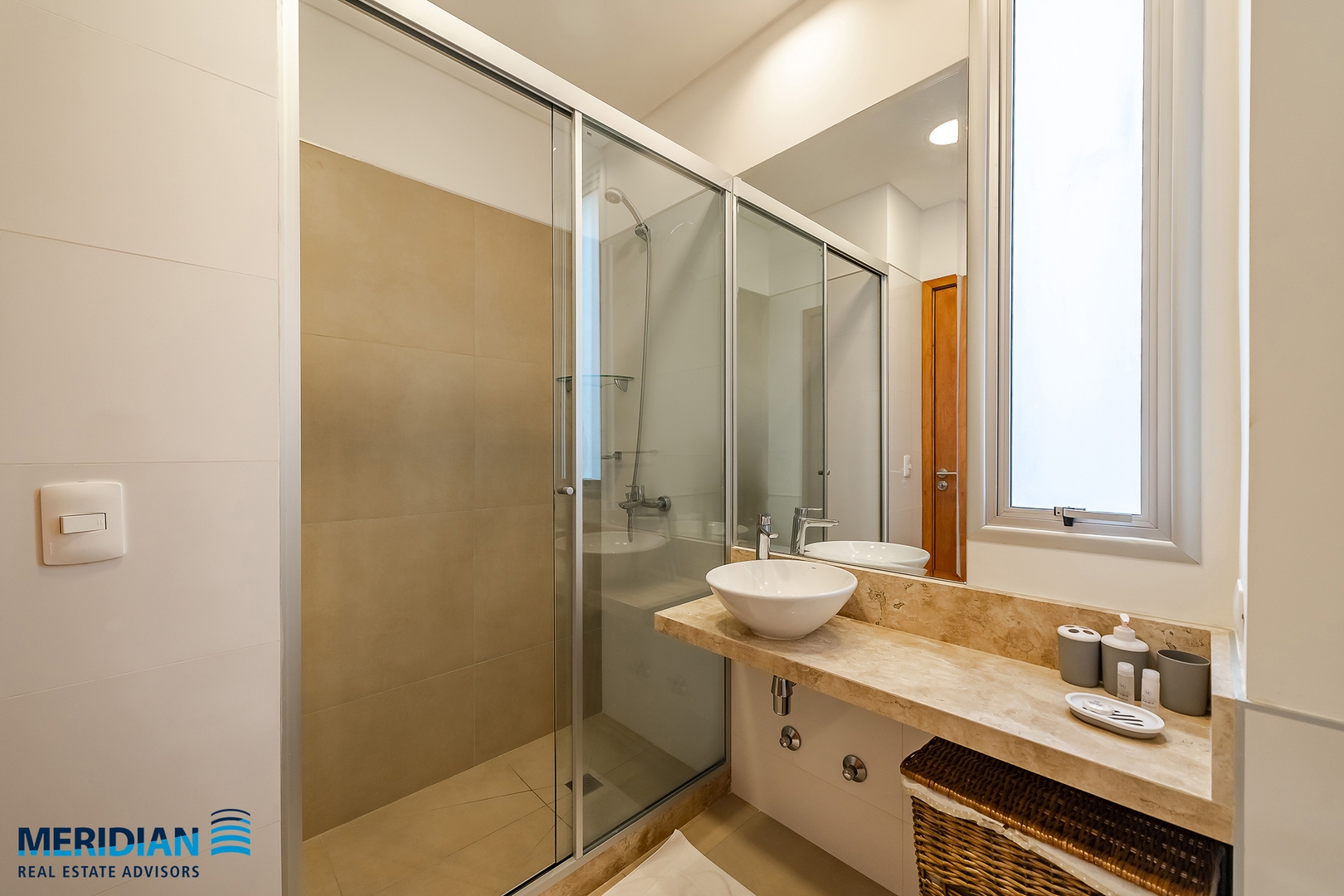  10 Meridian Executive Rentals