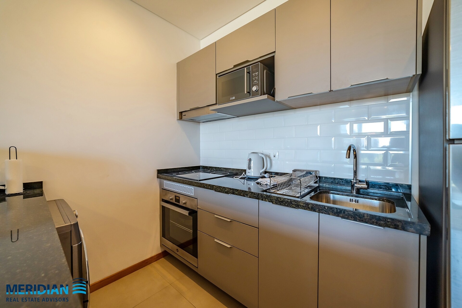 Edificio boutique. A pasos del Shopping del Sol! 13 Meridian Executive Rentals