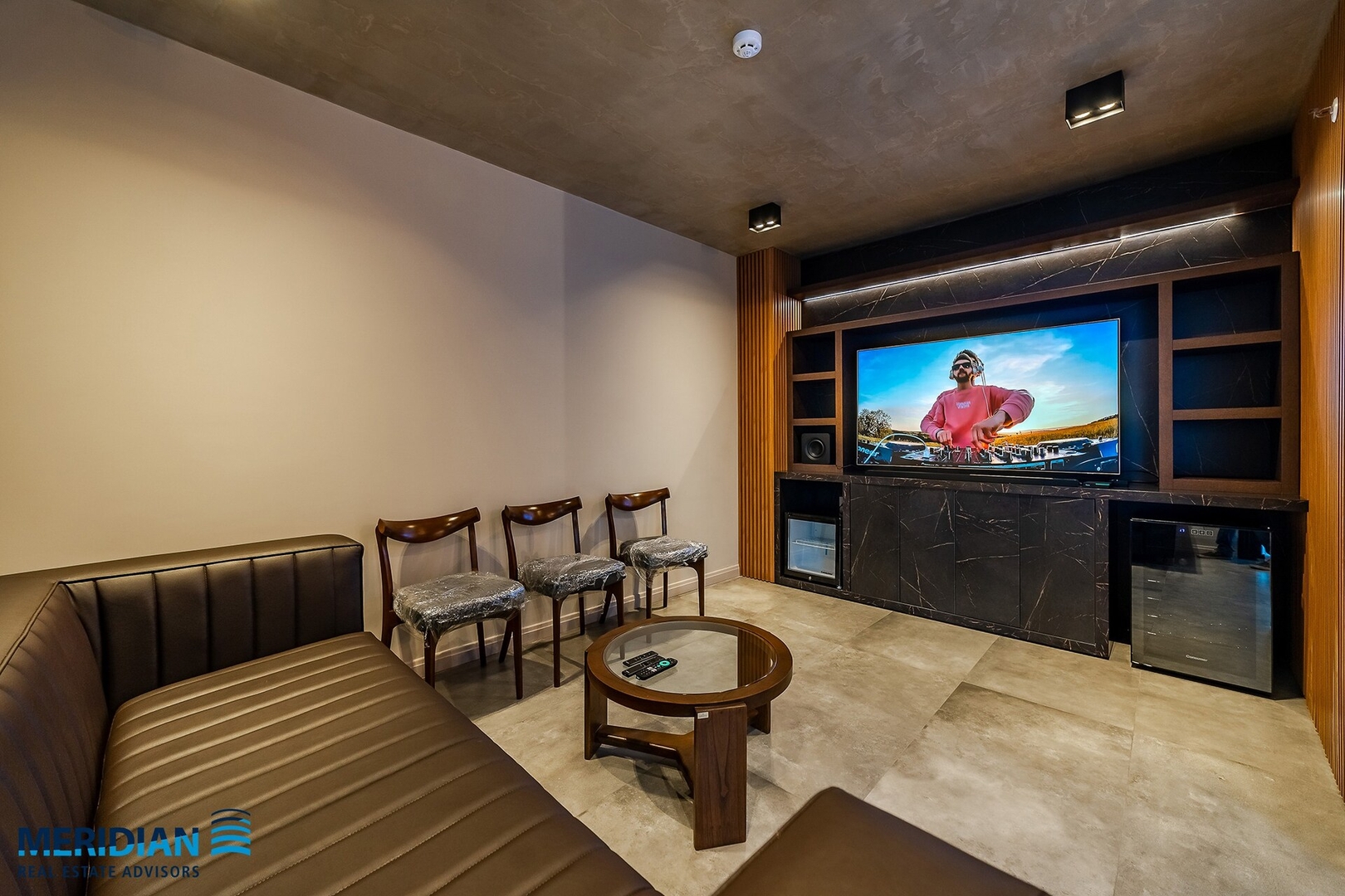  48 Meridian Executive Rentals