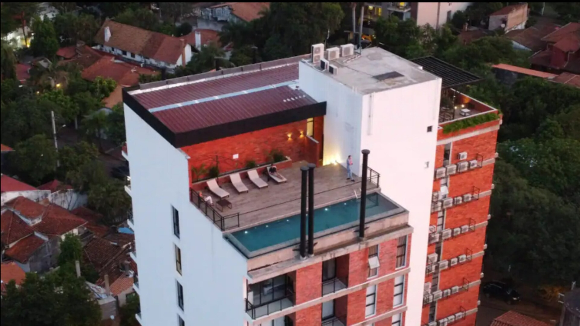 A pasos del Shopping del Sol!High Speed WiFi! 10 Meridian Executive Rentals