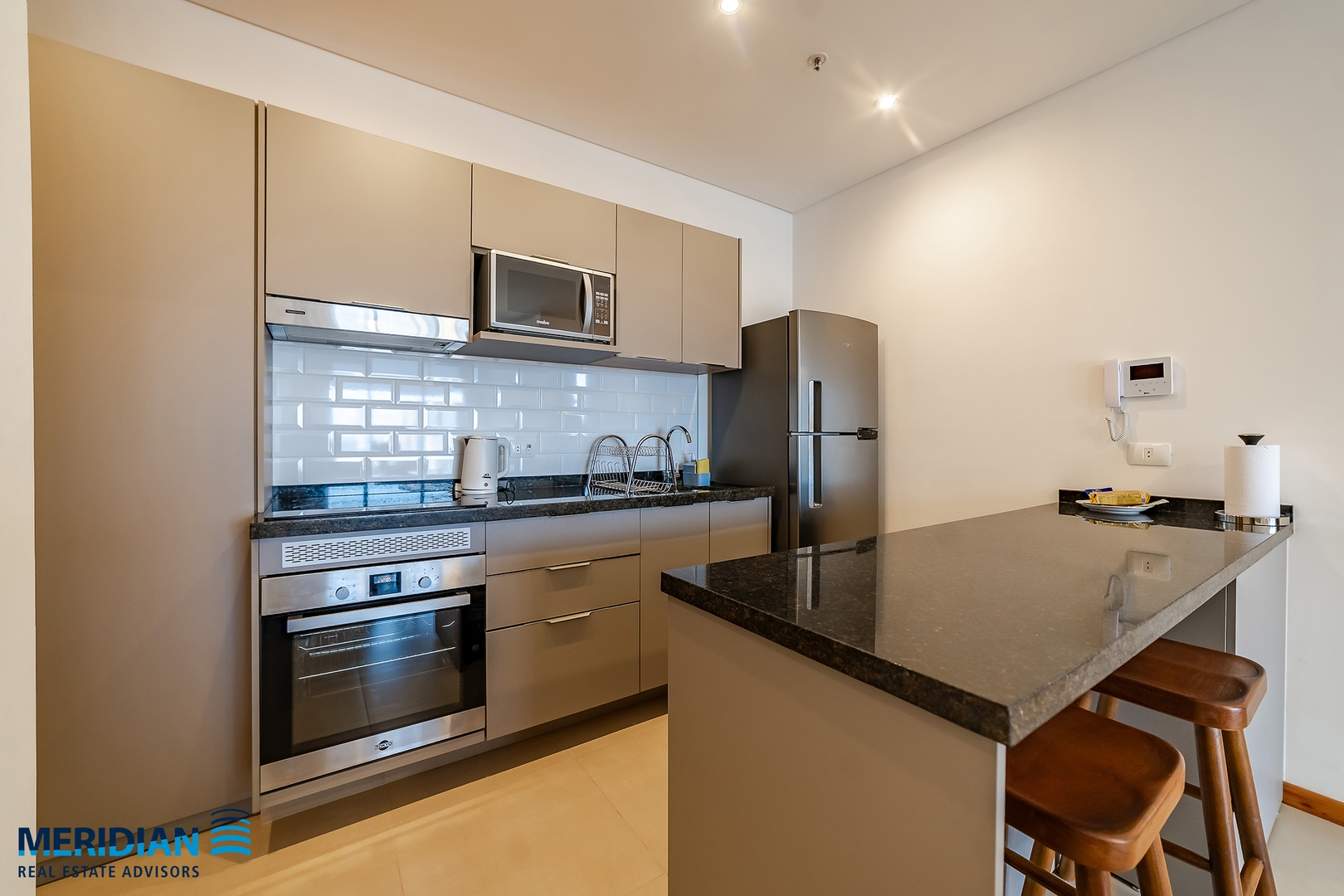  4 Meridian Executive Rentals