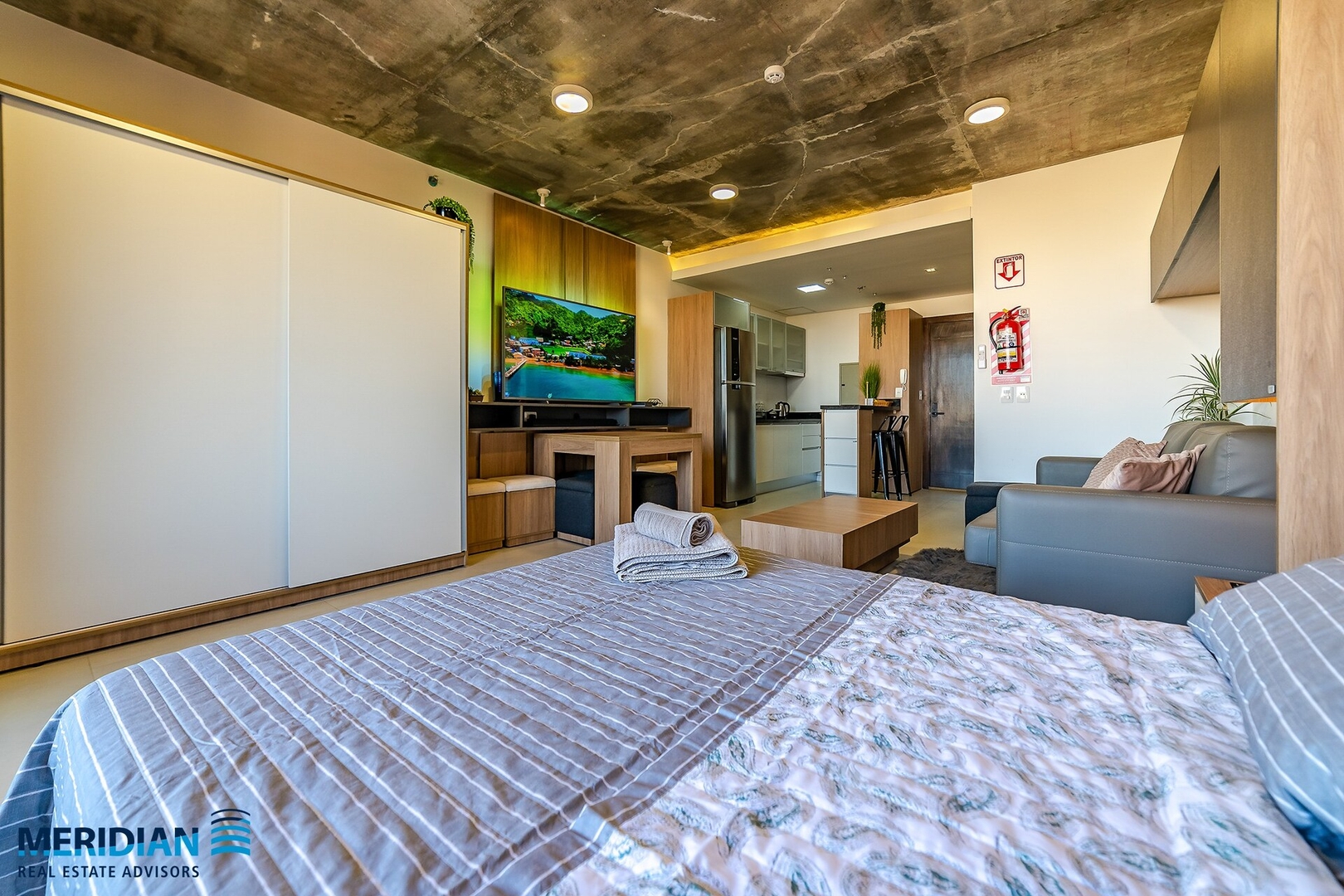 A pasos del Shopping del Sol! A estrenar! 9 Meridian Executive Rentals