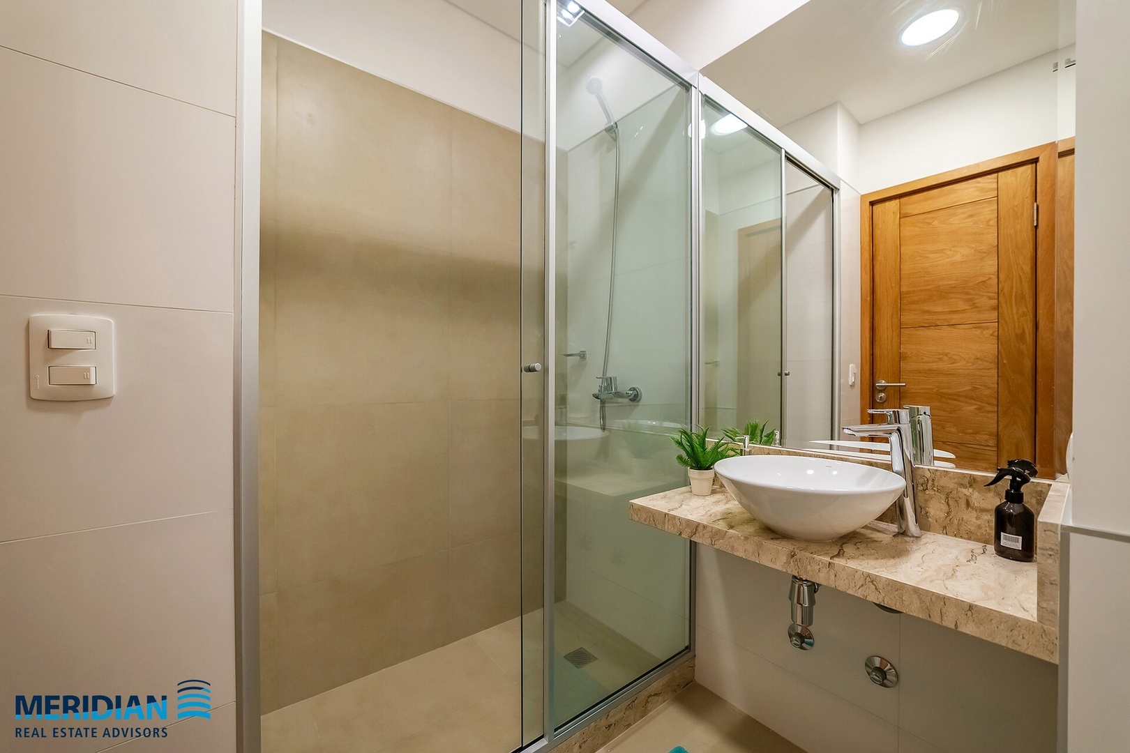  10 Meridian Executive Rentals