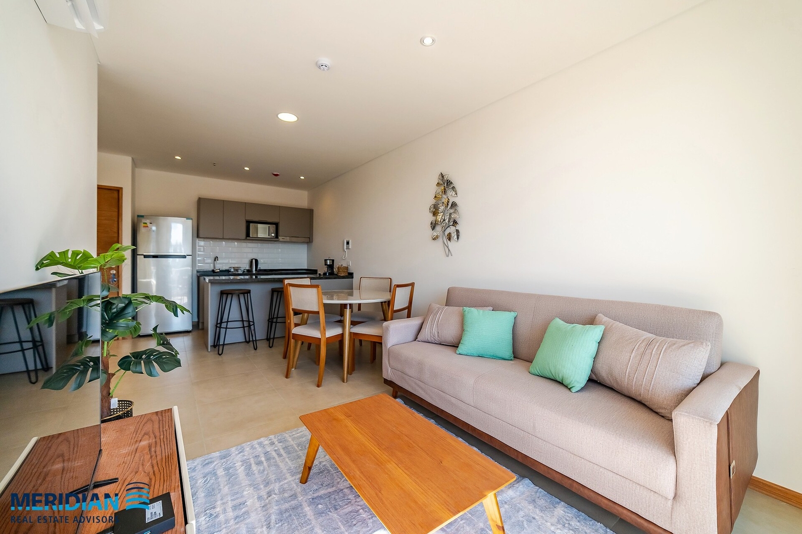  2 Meridian Executive Rentals