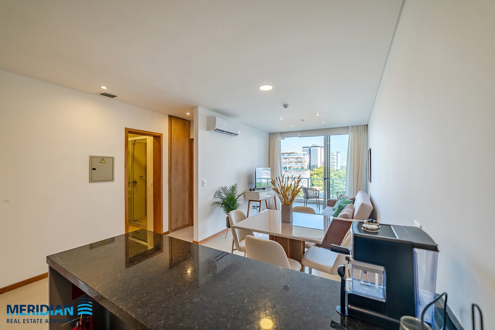 Edificio boutique. A pasos del Shopping del Sol! 12 Meridian Executive Rentals