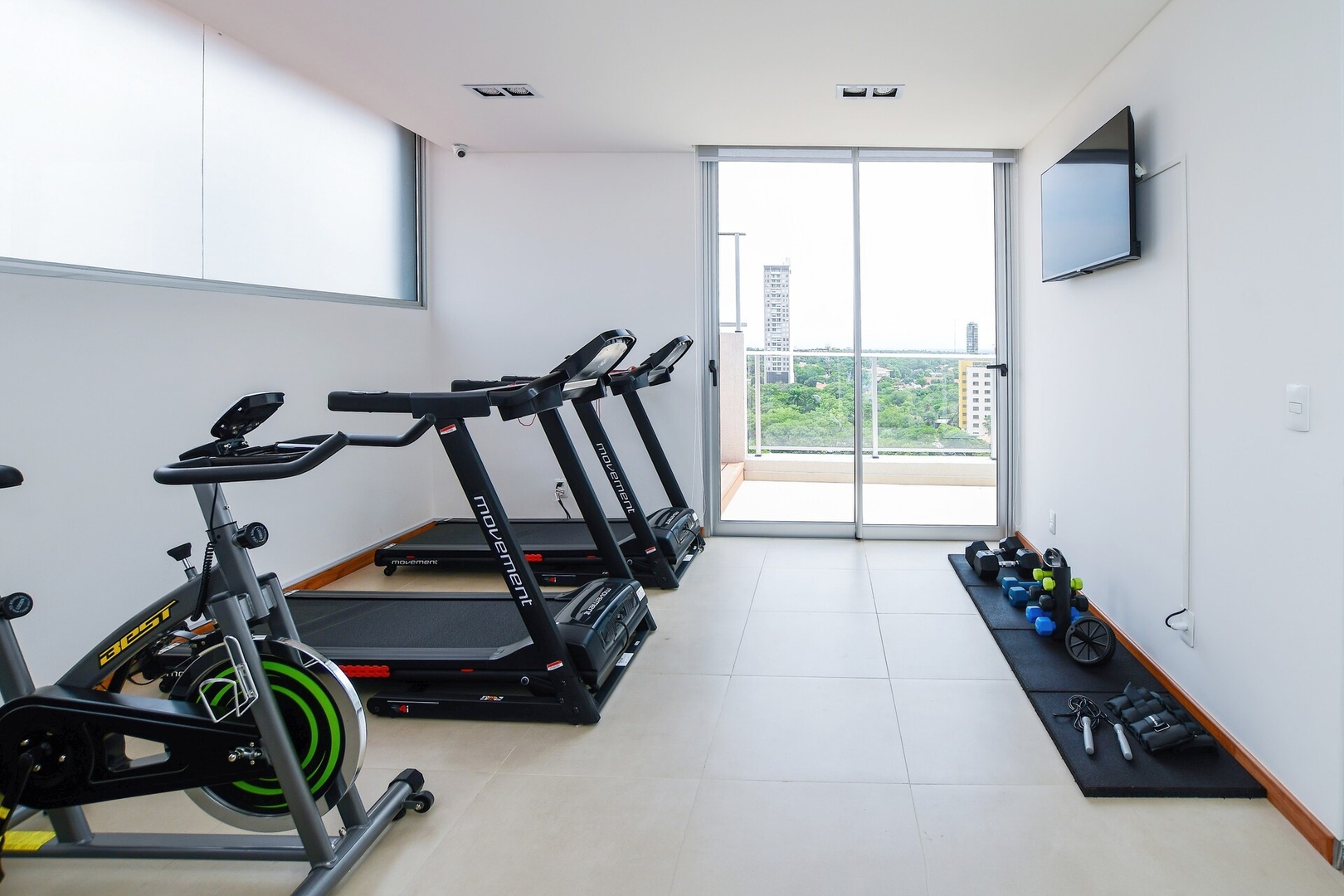  23 Meridian Executive Rentals