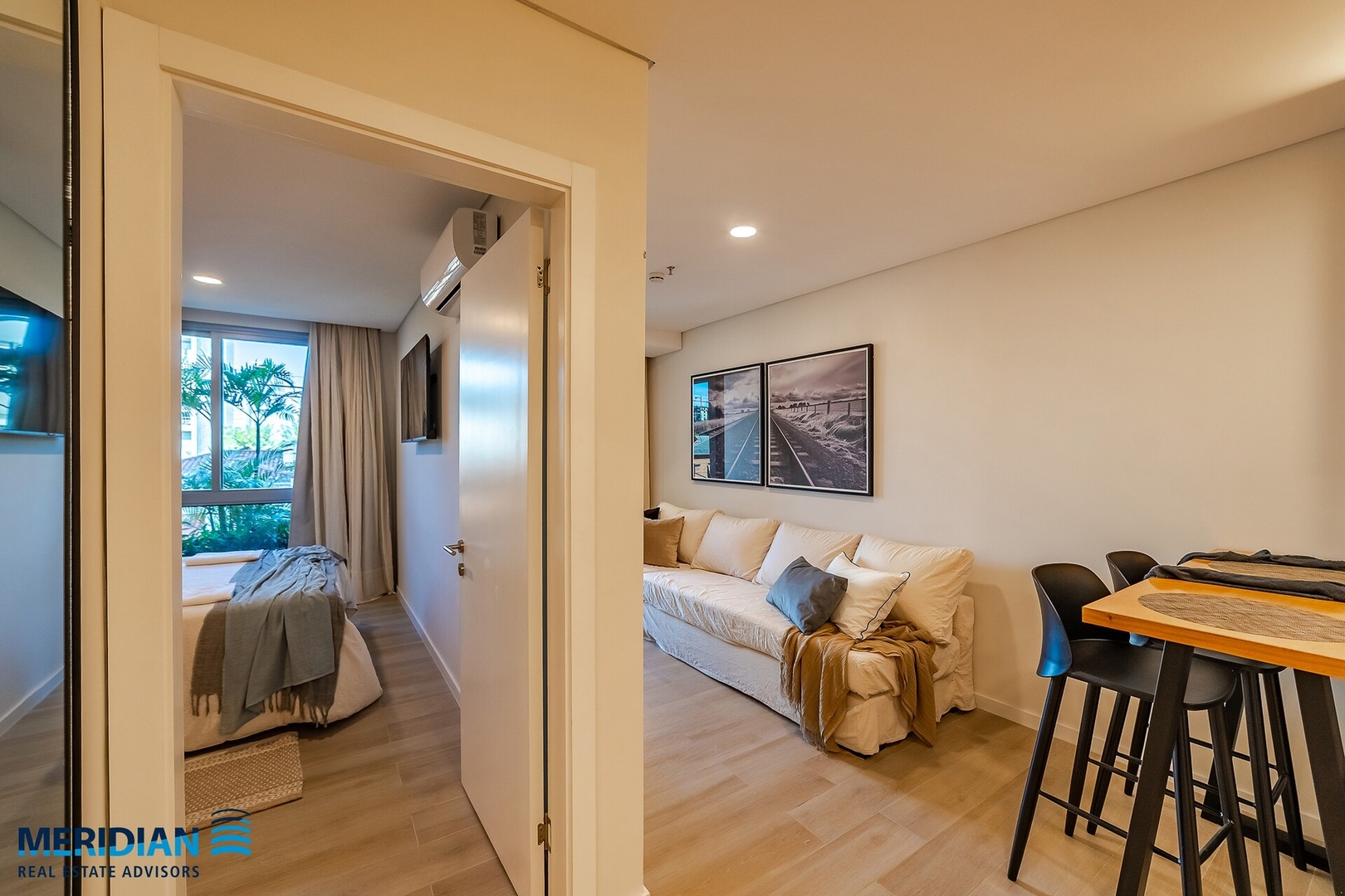  2 Meridian Executive Rentals