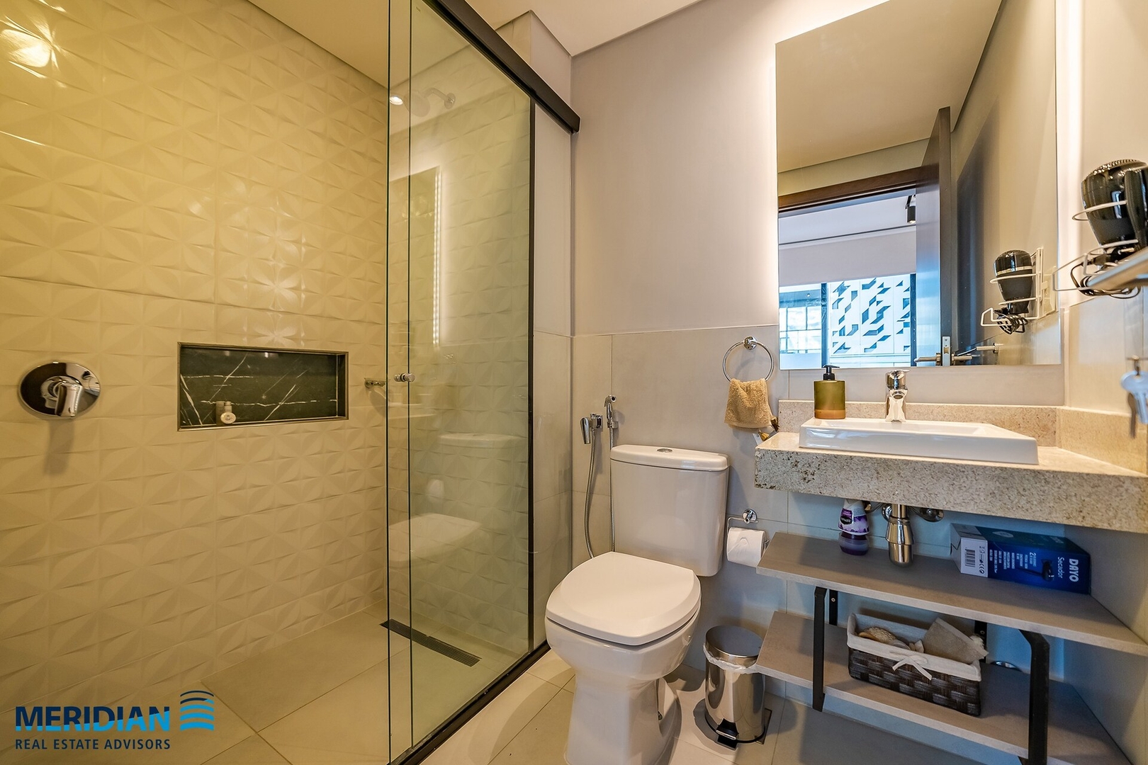 ¡A pasos del Shopping del Sol c/deco profesional! 12 Meridian Executive Rentals