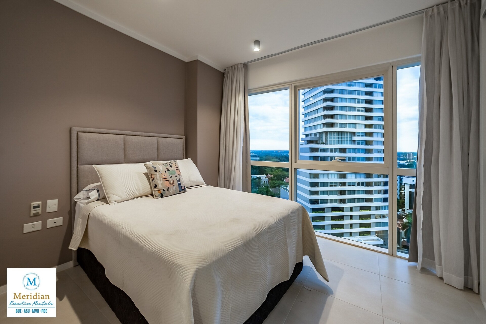  1 Meridian Executive Rentals