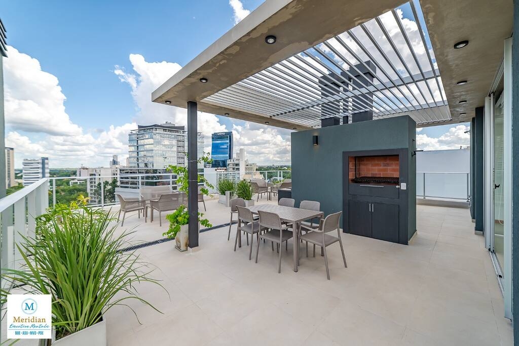  23 Meridian Executive Rentals