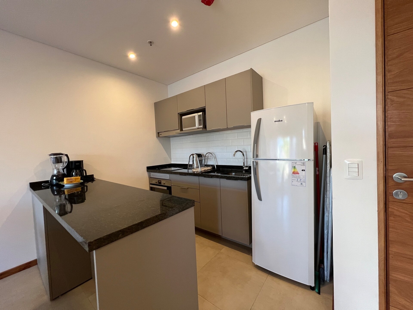 Great Studio 6 Meridian Executive Rentals