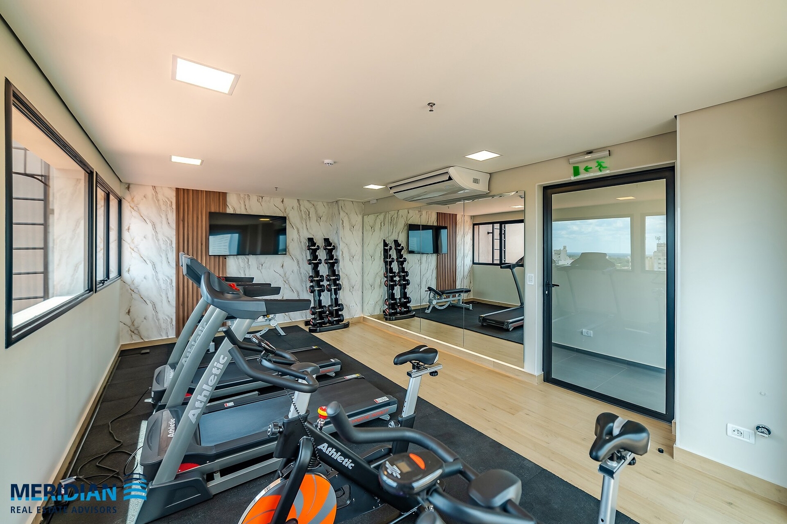 Dpto a estrenar a pasos del Shopping del Sol! 25 Meridian Executive Rentals