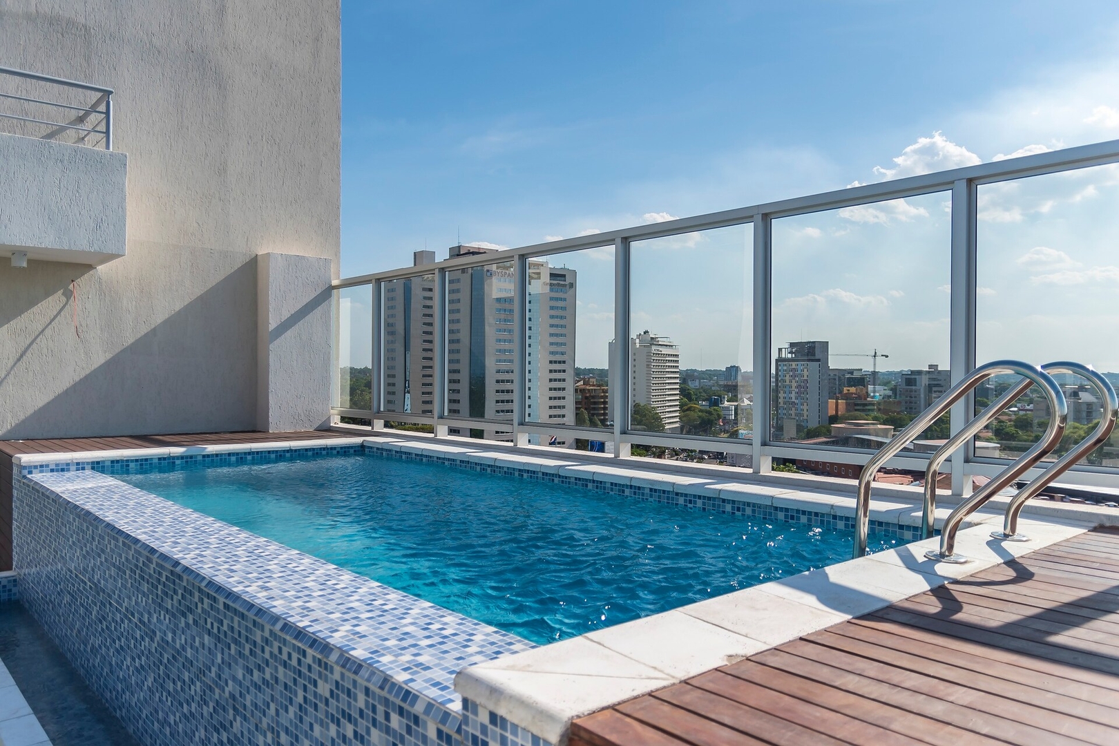  21 Meridian Executive Rentals