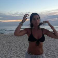María