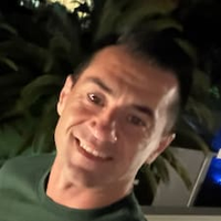 Tomas