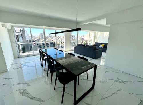 Stunning Penthouse in Once