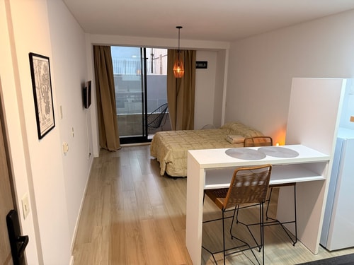 Dpto. premium cómodo con balcón y wifi en Palermo.