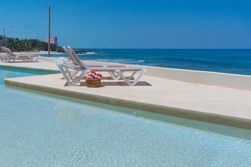 Ocean Heaven: New Downtown Condo