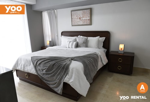  4 Yoo Rentals