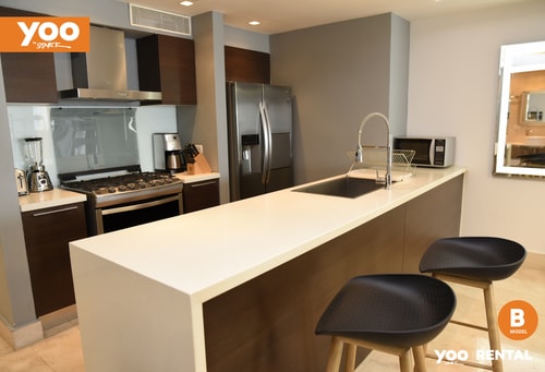 Apartamento en avenida Balboa vista al mar 37B 7 Yoo Rentals