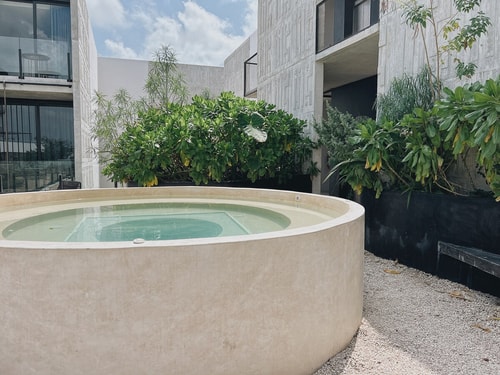 GYM and King size bed main street