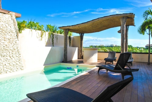 2 bedrooms PH with private pool