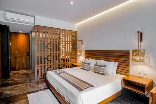Main Street to the beach | Coba Av.