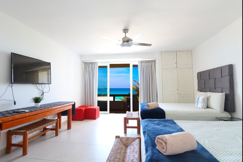 "Comfort and Sea View with Balcony" El Corazon del Caribe