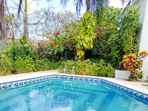 Spacious Near the Ocean, 2 Levels 2 El Corazon del Caribe