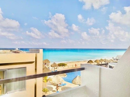 Ocean View, 3 King Beds, Balcony 40 El Corazon del Caribe