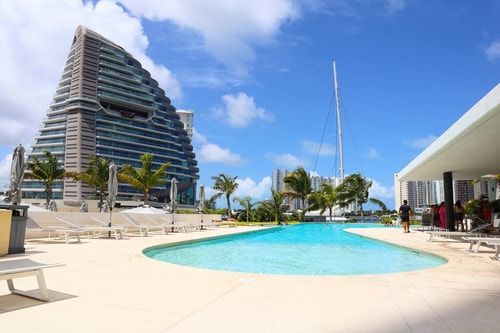 Luxury Apt with Balcony, Marina Puerto Cancún 3 El Corazon del Caribe