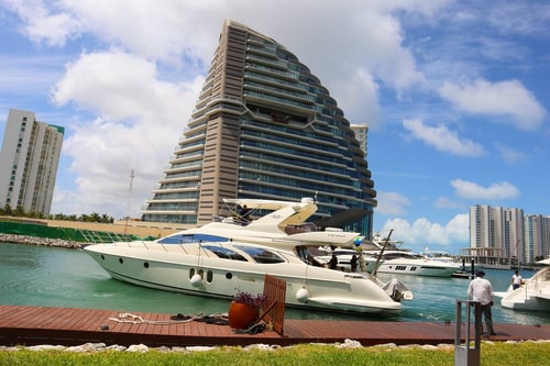 Luxury Apt with Balcony, Marina Puerto Cancún 24 El Corazon del Caribe