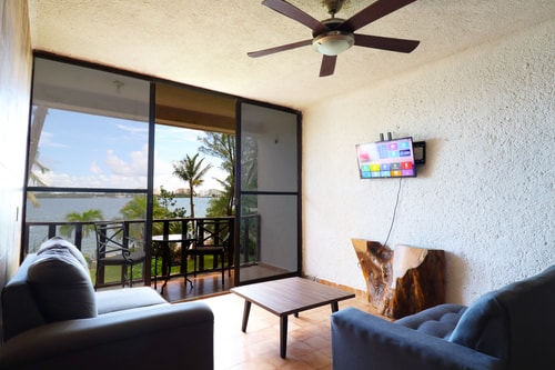 Lagoon View & Pool, 2BR Apt in Hotel Zone El Corazon del Caribe