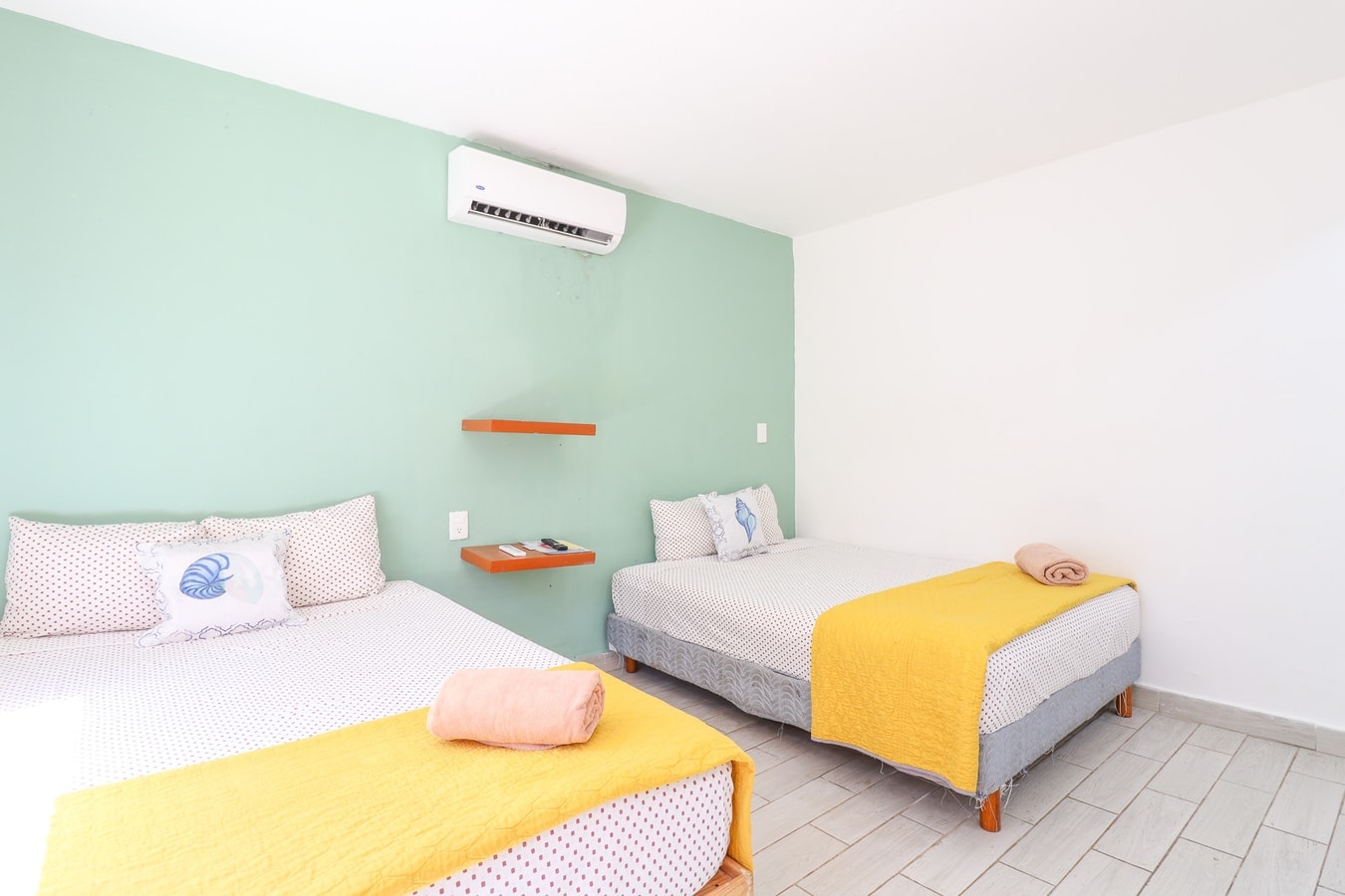 Cozy Studio in Green16 w/ 2 Queen Beds & Kitchen El Corazon del Caribe