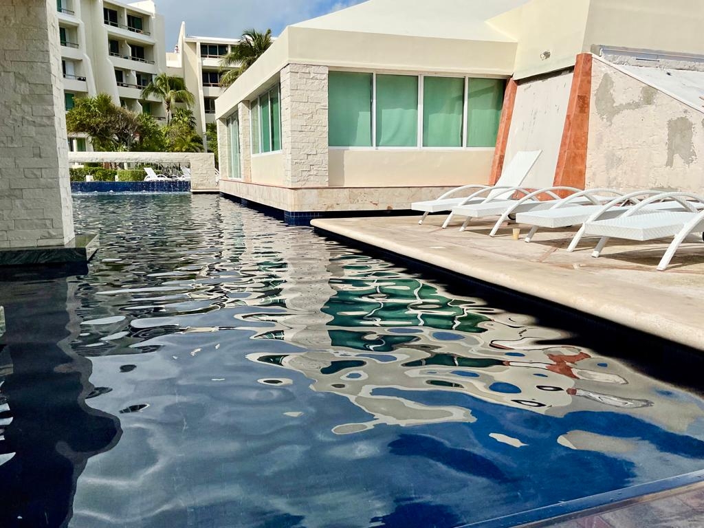 Condo with lagoon view and beach access 2 El Corazon del Caribe